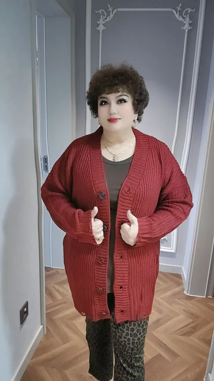 针织女士气质百搭中长款上衣V领毛针织衫女常规袖韩版纯色厚款