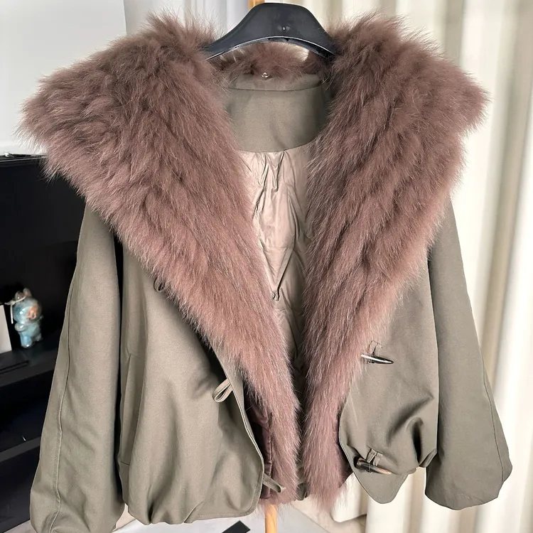羽绒版拆卸进口鹅绒短款领款翻领CC轻奢可拆卸真狐狸皮草外套大衣