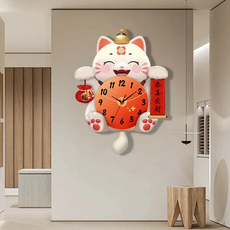 招财猫钟表挂钟客厅新款网红简约创意大气家用装饰静音壁挂时钟