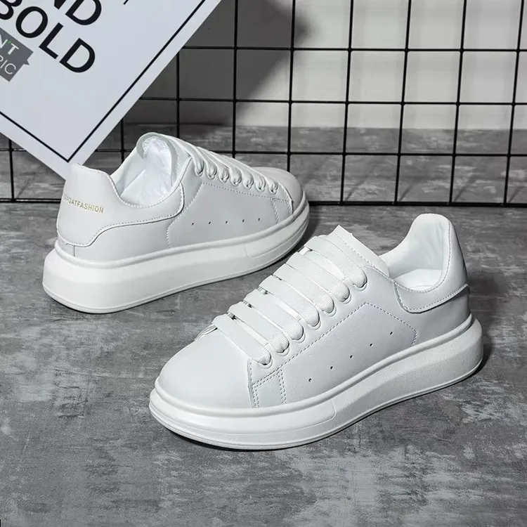 减震春秋系带青少年中年休闲板鞋男鞋夏季情侣男士透气