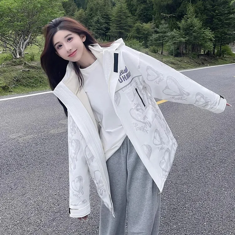 德国冲锋衣女2024新款三合一可拆卸羽绒服内胆防风防水登山外套男