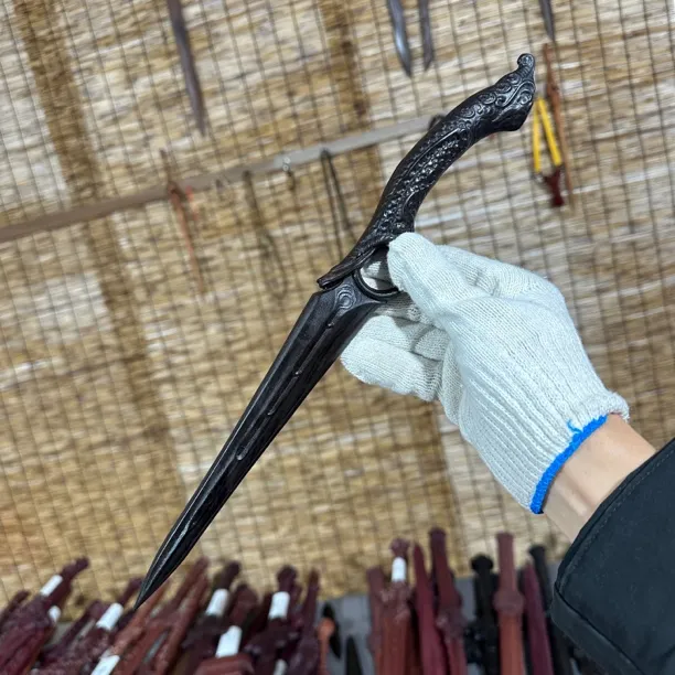 暗河传苏昌河弯柄匕首木质雕刻35厘米盘玩把玩