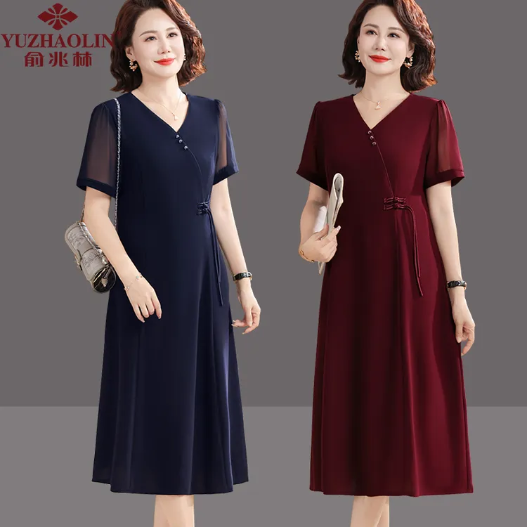 高档乔其纱妈妈装夏季连衣裙中长款2025新款中老年女装遮肉显瘦裙