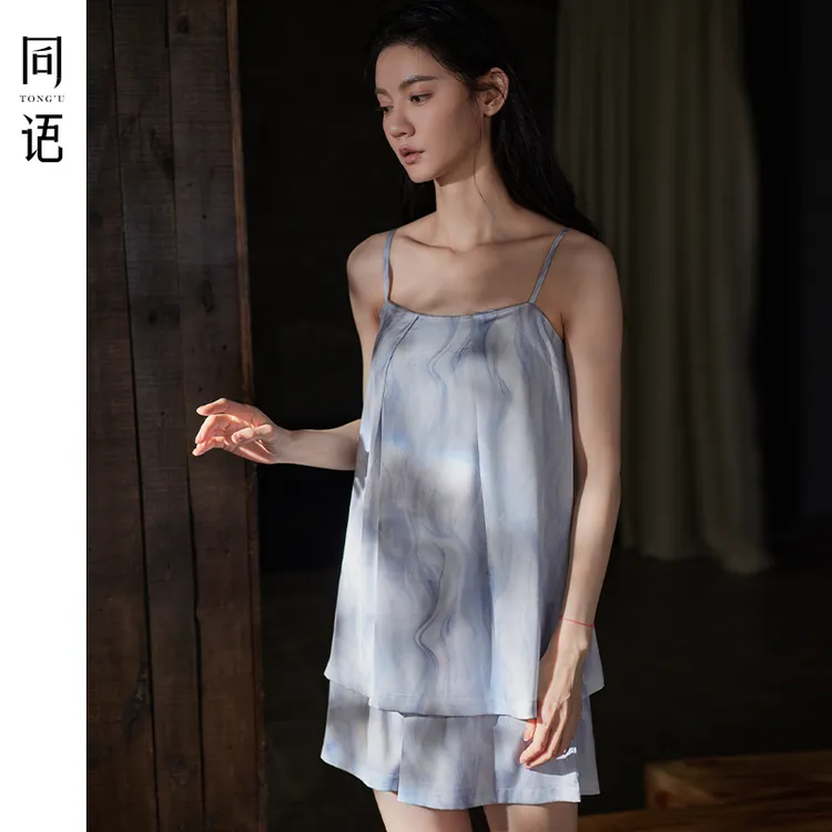 同语冰丝睡衣女款2025新款夏季凉感吊带带胸垫睡衣套装夏天家居服
