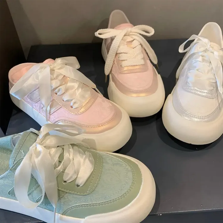 厚底小白鞋女款2024新款爆款秋季单鞋搭配裙子百搭休闲板鞋子女鞋