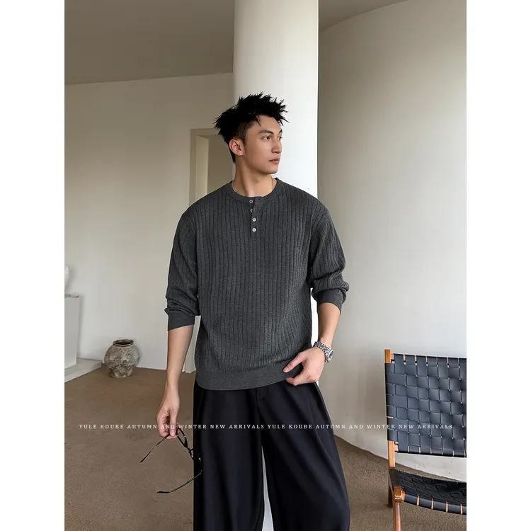 Koube「坑条肌理 亨利领」秋季纯色针织打底衫男宽松休闲通勤毛衣