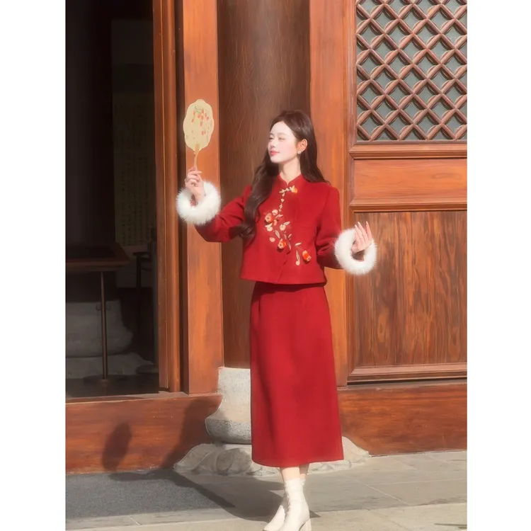 【柿柿顺心】七七很芒新中式刺绣毛呢羽绒外套+半裙套装XMZH10589