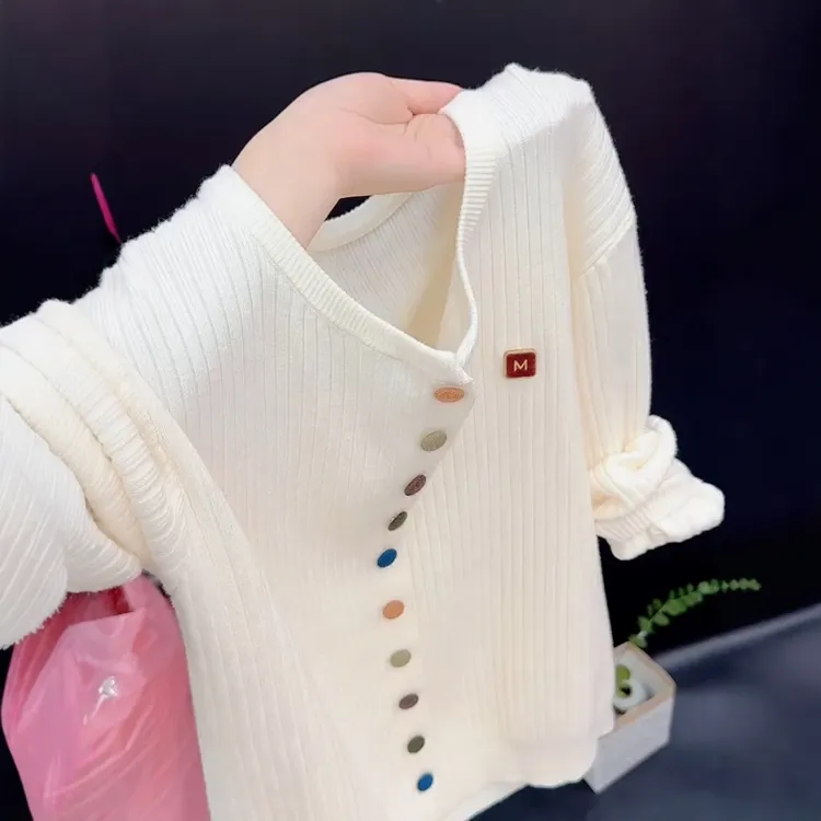 韩系设计感彩色纽扣针织开衫女2025秋冬大码简约时尚显瘦减龄外套