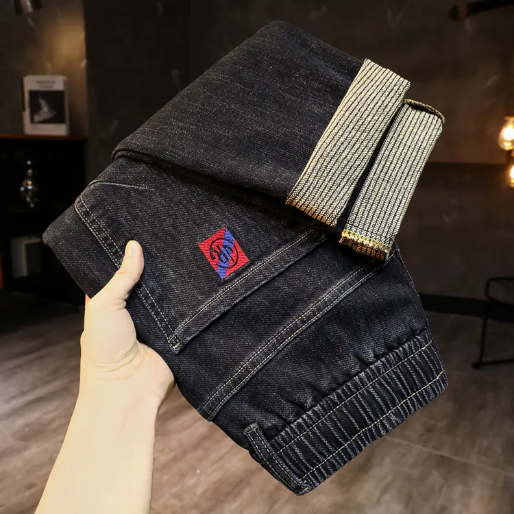 2025新款弹力松紧腰牛仔裤男士抽绳长裤宽松小直筒锥形哈伦裤子男