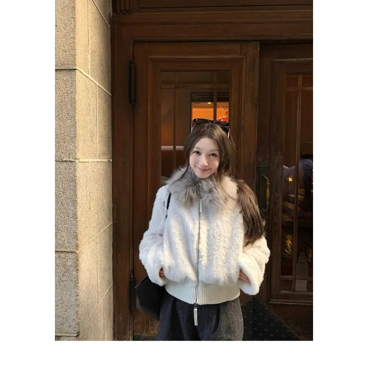 '暖冬咩咩'韩版秋冬大毛领短款环葆毛宽松休闲保暖外套女  60052