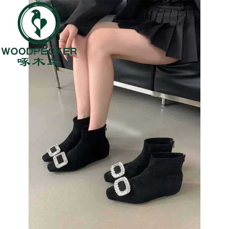 啄木鸟水钻方扣绒面马丁靴女2025秋冬新款内增高显瘦时装靴瘦瘦靴