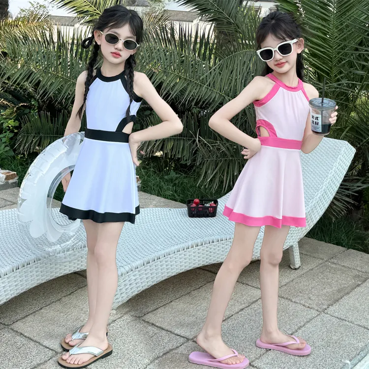 女大童泳衣高颜值2025新款儿童游泳衣夏季露肩女童高级感连体泳装