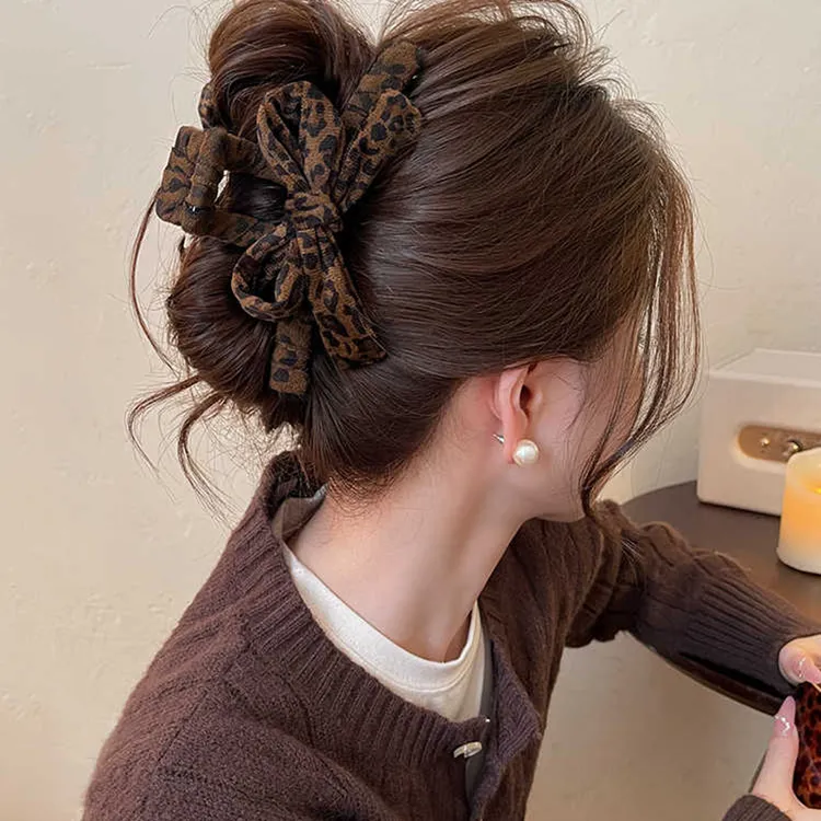 豹纹蝴蝶结抓夹女高级感大号鲨鱼夹2025新款秋冬后脑勺盘发夹发饰