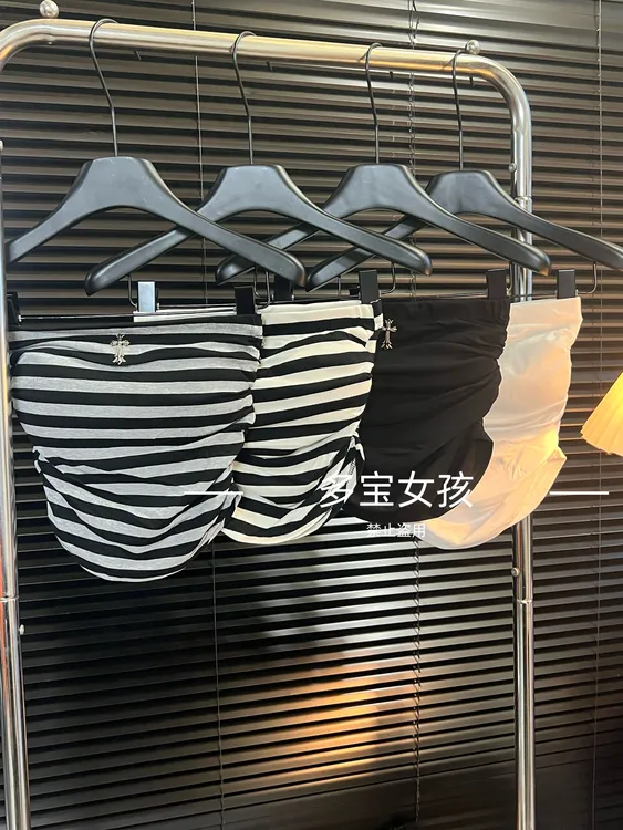 【多宝】韩系辣妹条纹抹胸背心黑色女夏季新款内搭修身短上衣S877