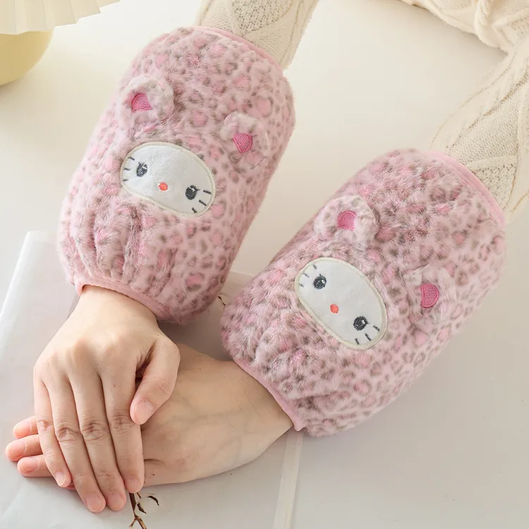 儿童袖套女童防脏耐磨套袖可爱豹纹秋冬季羽绒服短款护袖2025新款