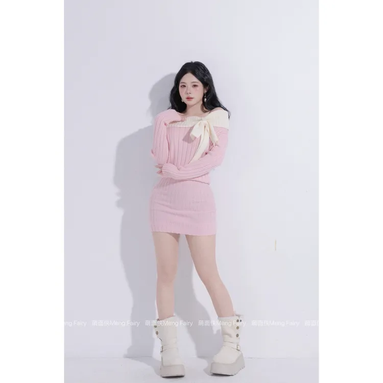 萌面侠【娇柔软玉】气质拼接高弹北极绒纱线保暖锁温连衣裙6813M