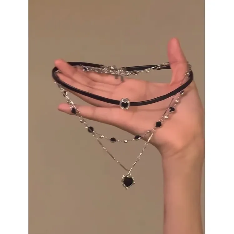 合金皮质项链 多层叠戴项链女辣妹甜酷黑皮绳链锁骨链choker颈链