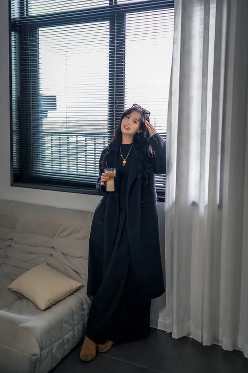 新款羊绒大衣戗驳领设计师女中长款毛呢外套网红百搭0040