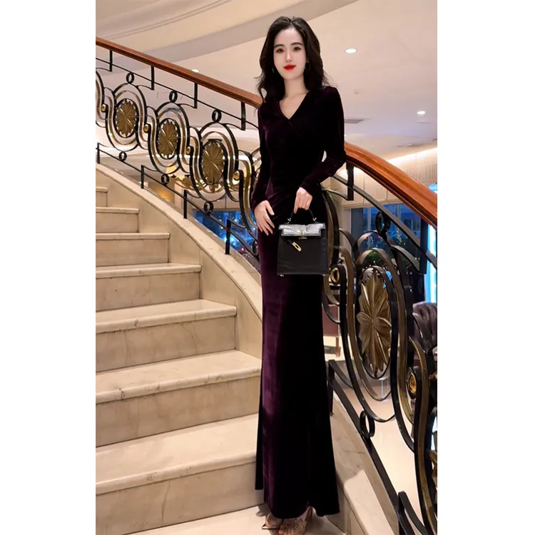 2025新款法式连衣裙冬季高级感气质丝绒长袖收腰包臀鱼尾裙99184