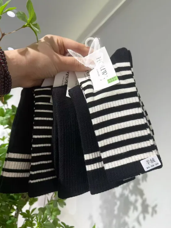【主播优选】HOUW男女潮袜羊绒袜