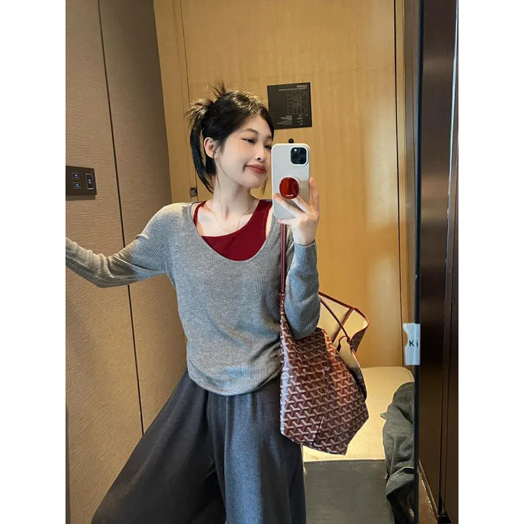 大码女装胖mm穿搭慵懒风显瘦假两件拼接撞色小众设计感针织上衣女