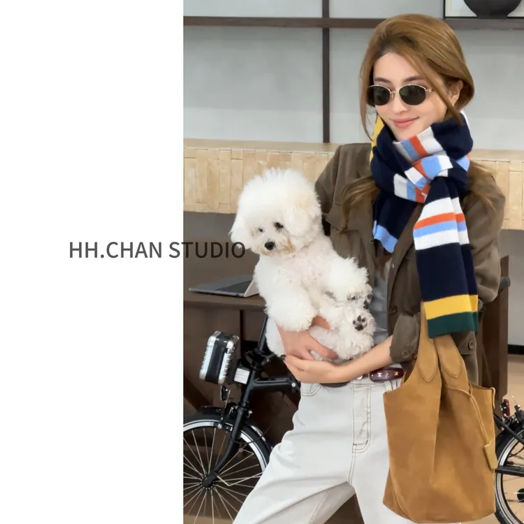 HH.CHAN“彩虹条”100%羊毛45新款R彩虹条纹时尚围巾HH53G39336