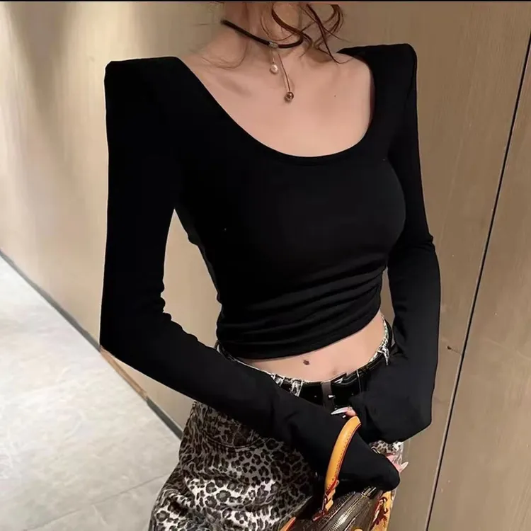 秋季新款显瘦长袖短款气质上衣T恤纯欲风辣妹方领修身打底设计