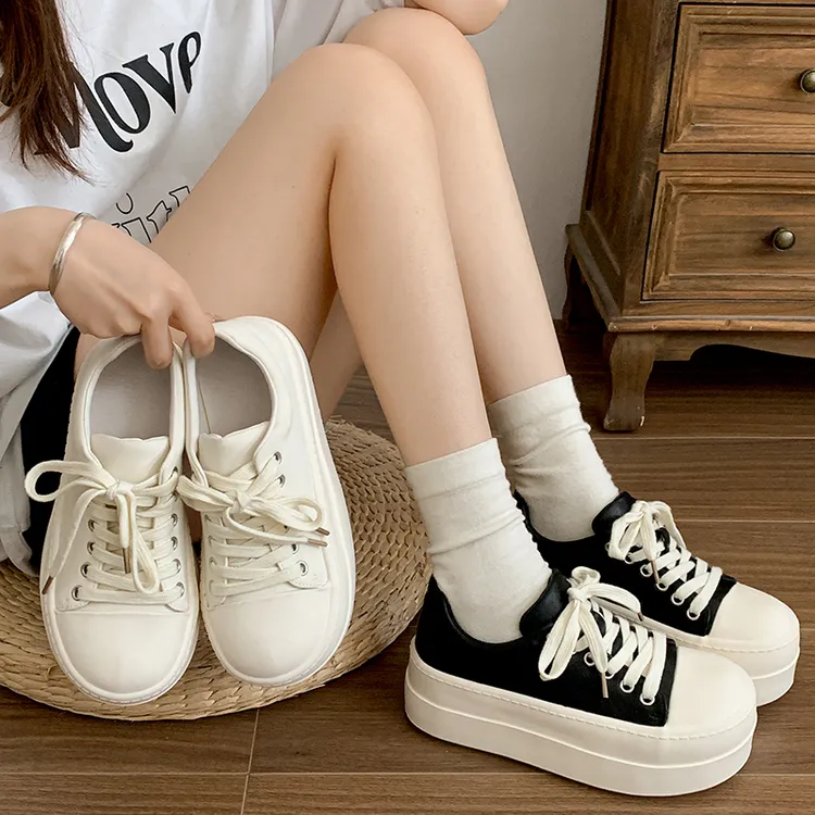 南在南方复古增高厚底小白鞋女2025新款春秋百搭轻便休闲运动板鞋