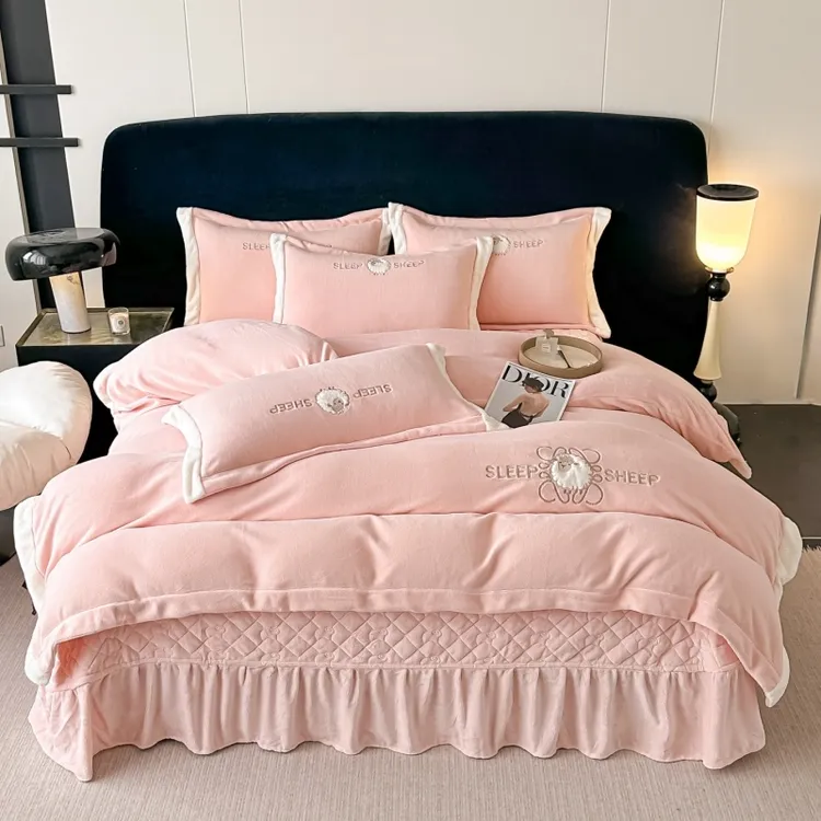 牛奶绒床盖式四件套毛毛加厚床单刺绣珊瑚绒被套防寒床品冬季套件