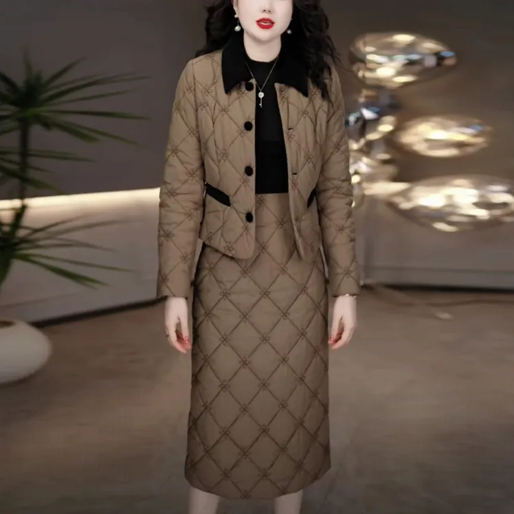 女士加棉保暖连衣裙两件套冬季2025冬季新款韩版时尚洋气套装裙子