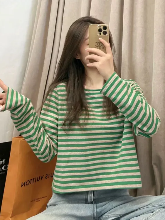 独特漂亮小衫长袖条纹打底女2025新款内搭小个子秋冬短款宽松上衣