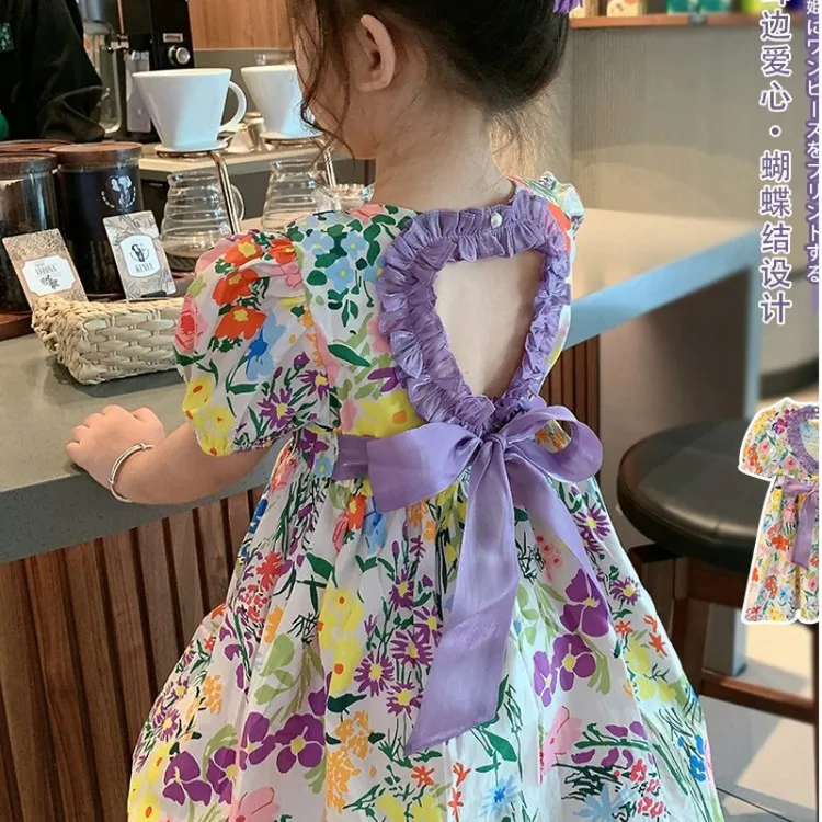 班纳格夏季新款小女孩短袖布爱心镂空碎花洋气连衣裙