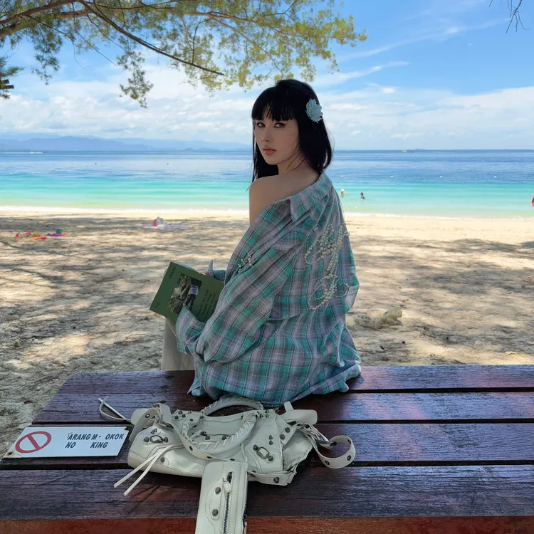 美式春夏珍珠设计格子衬衫男女宽松2025高级感中性风长袖衬衣
