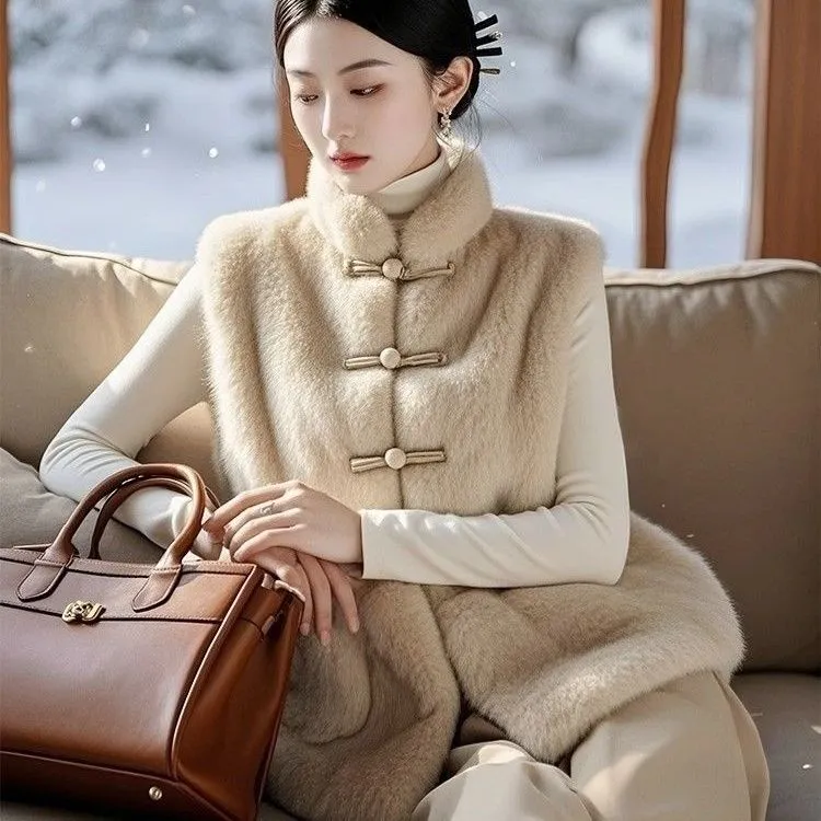 新中式女装杏色毛毛马甲背心保暖加厚国风盘扣立领2025冬季坎肩