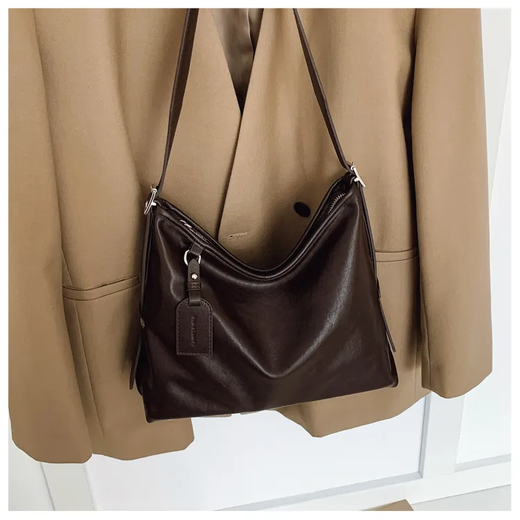 复古风简约风大容量牛角托特一体款纯色斜挎包网红单肩洋气腋下包