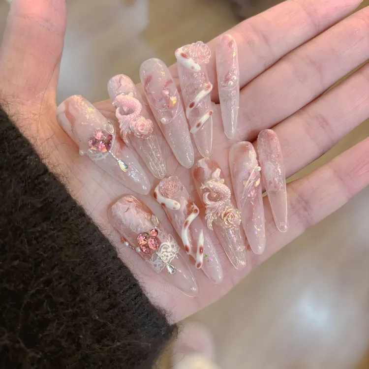 【柚见穿戴甲】欲迷雾蔷薇高级感穿戴甲片可拆卸蛇年锦鲤捏捏爆闪