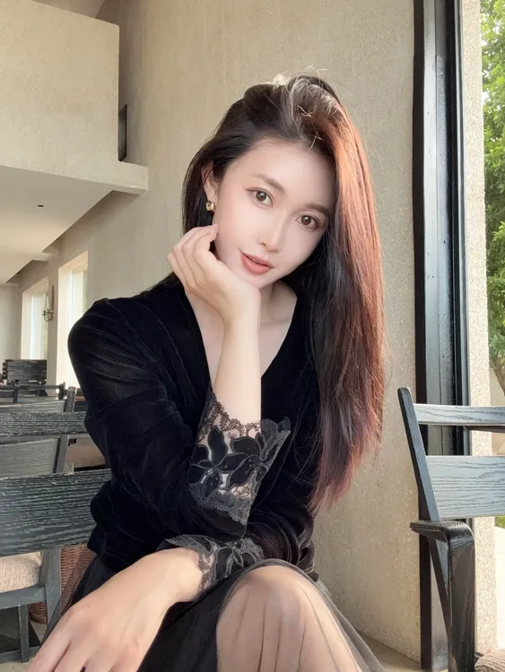 【栖月】秋季简约百搭风丝绒拼接时尚上衣  YY548