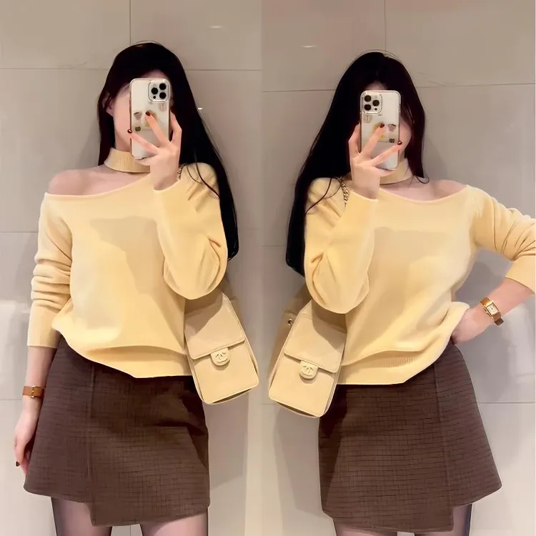 秋冬新款露肩浅色针织上衣搭半身短裙套装温柔显瘦法式风穿搭