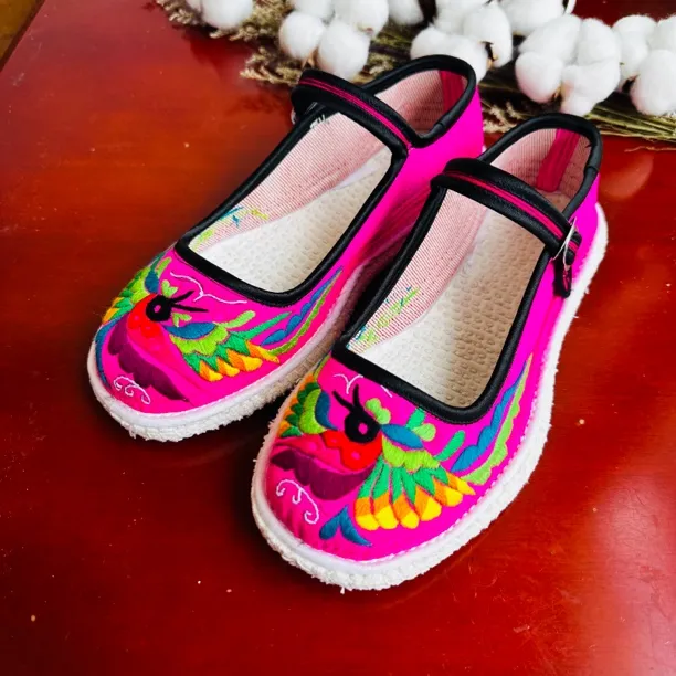 “彩凤粉笺”云南纯手工刺绣粉色彩凤图方口千层底布鞋绣花鞋38码