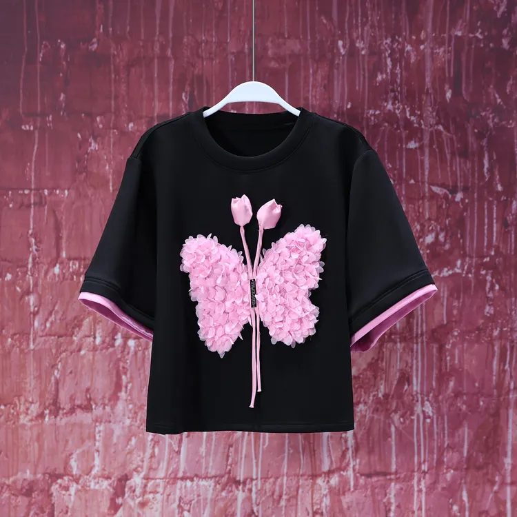 【韩哥女装】冰凉一夏《灼灼》午夜黑撞色立体盘花短款T恤6637A