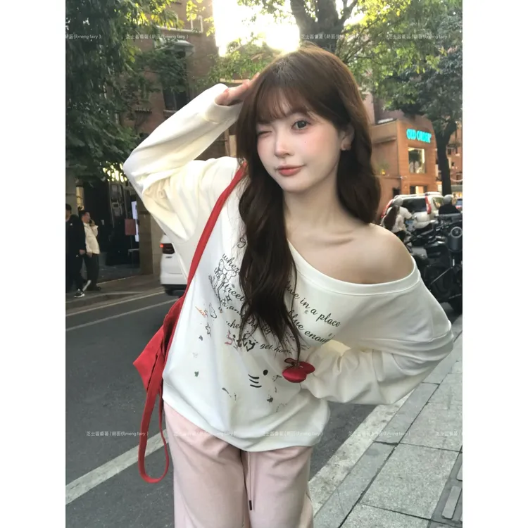萌面侠芝士现货【甜梦凯蒂】95棉质宽松慵懒感KT猫蝴蝶结上衣6812