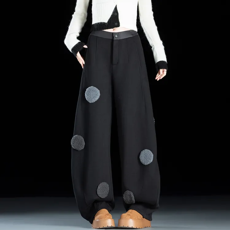 小众弯刀裤女款爆款2025年流行网红女裤休闲阔腿裤子秋冬加厚卫裤