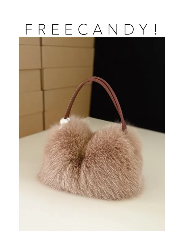 FREECANDY“冬日缪斯”狐狸毛手拎百搭单肩斜挎皮草枕头包包秋冬