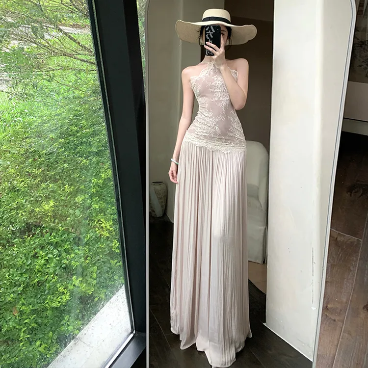 法式复古蕾丝拼接吊带连衣裙女夏气质名媛高级感收腰露背无袖长裙