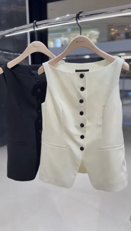 夏季新款洋气衣服女法式小资无袖马甲时髦老钱风外搭薄款背心上衣