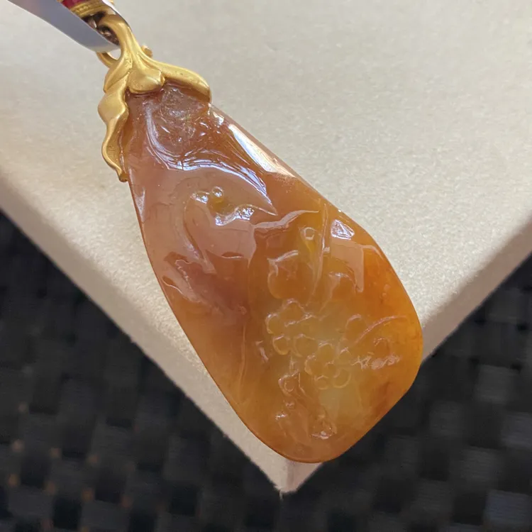 天然翡翠Ａ货S925银镶嵌古法金红翡花开见佛吊坠 55*21*11.5