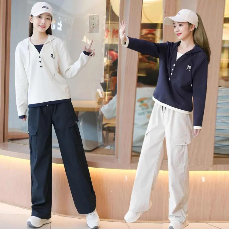 女孩秋装套装2025秋季新款韩版中大童宽松休闲百搭连帽卫衣工装裤