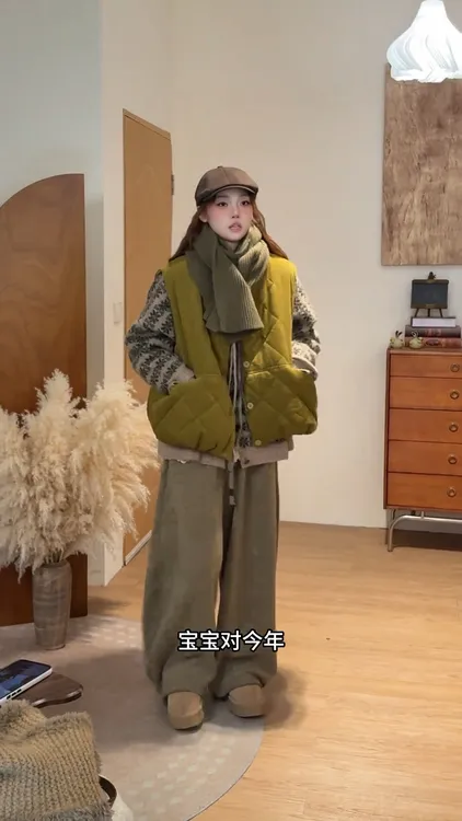 秋冬穿搭一整套韩版洋气保暖棉服马甲外套针织开衫休闲裤三件套女