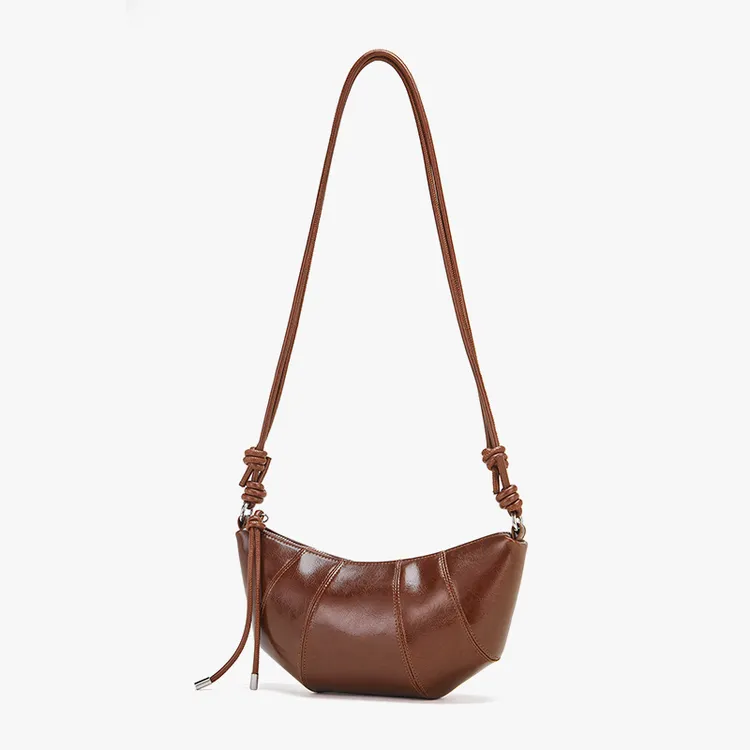 波斯丹顿油蜡牛皮单肩包百搭牛角包小包包BL1243251ZB牛皮女包