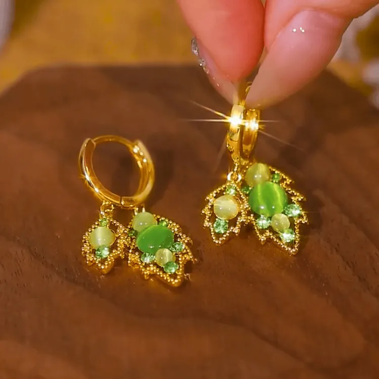 铜合金锆石耳饰 潮时尚百搭气质猫眼石叶子耳扣女高级感耳坠耳饰